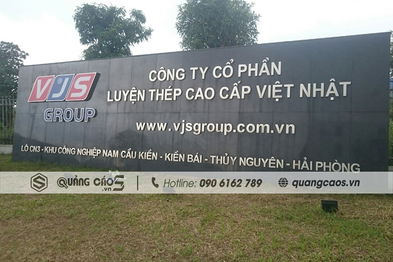 Biển quảng cáo công ty Thép Việt Nhật VJS - KCN Nam Cầu Kiền, Hải Phòng