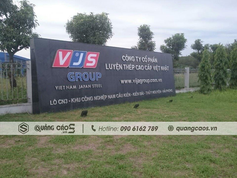 Thi công biển hiệu công ty VJS tại KCN Nam Cầu Kiền Hải Phòng