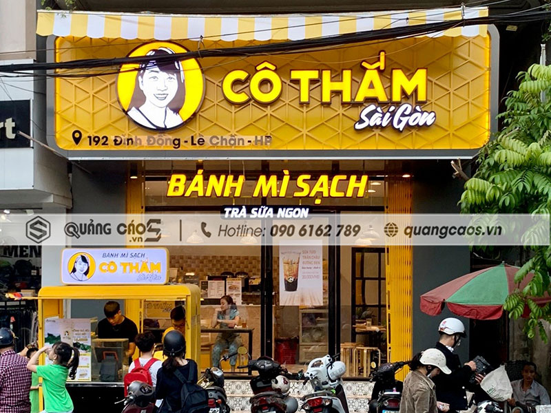 Bảng hiệu quảng cáo Cô Thắm Sài Gòn