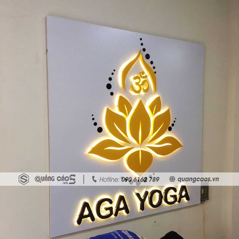 Làm vách quảng cáo trong nhà Yoga Làm vách quảng cáo trong nhà Yoga