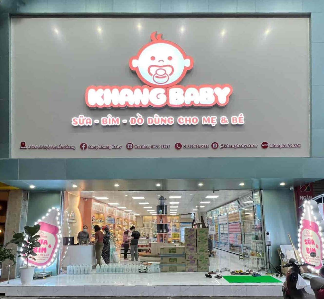20+ mẫu biển shop quần áo trẻ em đẹp siêu hút khách