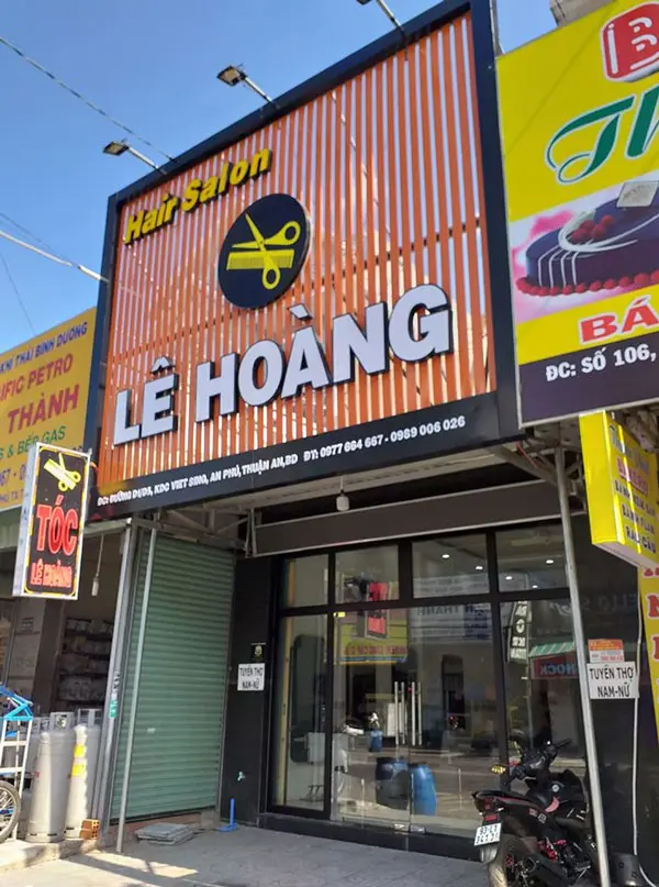 Biển quảng cáo bằng tôn sóng