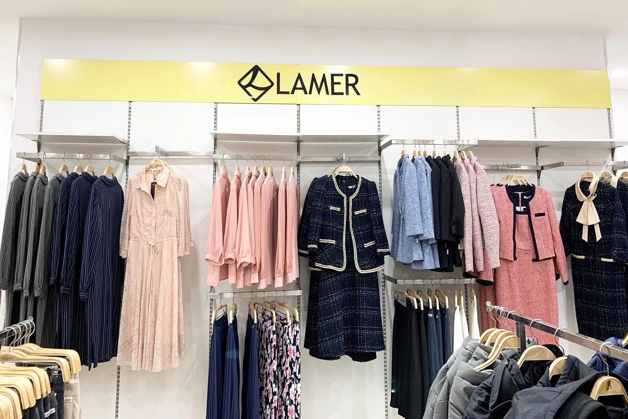 Thời trang công sở nữ Lamer Fashion – Tôn vinh vẻ đẹp phụ nữ Việt