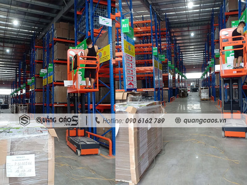Làm biển bảng dưới xưởng công ty GreenWork tại khu công nghiệp Trành Duệ Hải Phòng Làm biển bảng dưới xưởng công ty GreenWork tại khu công nghiệp Trành Duệ Hải Phòng
