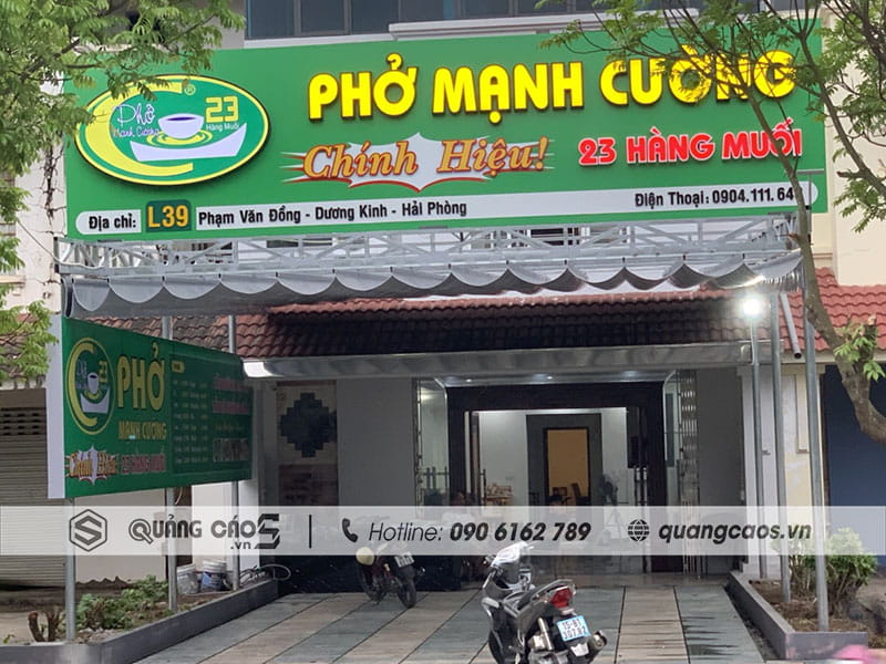 Biển quảng cáo mica chữ nổi có đèn Biển quảng cáo mica chữ nổi có đèn