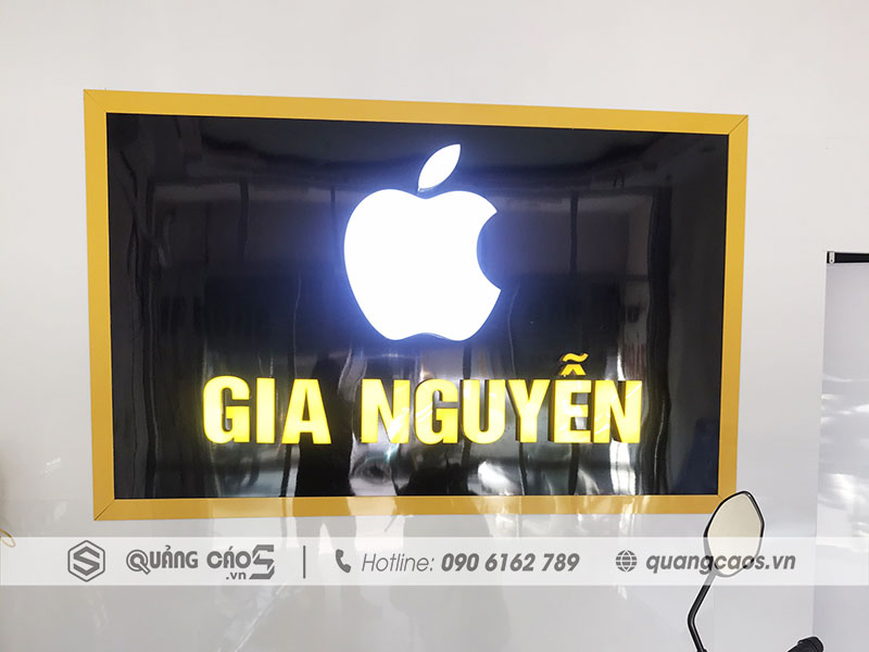 Vách logo điện thoại Gia Nguyễn