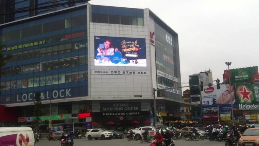 màn hình led quảng cáo dài cỡ lớn