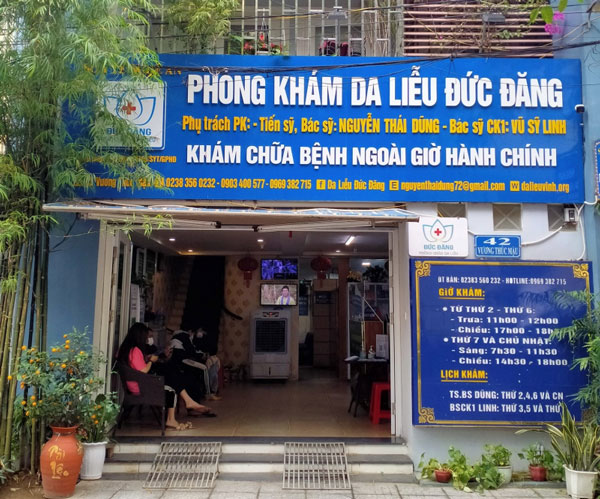 bảng hiệu phòng khám